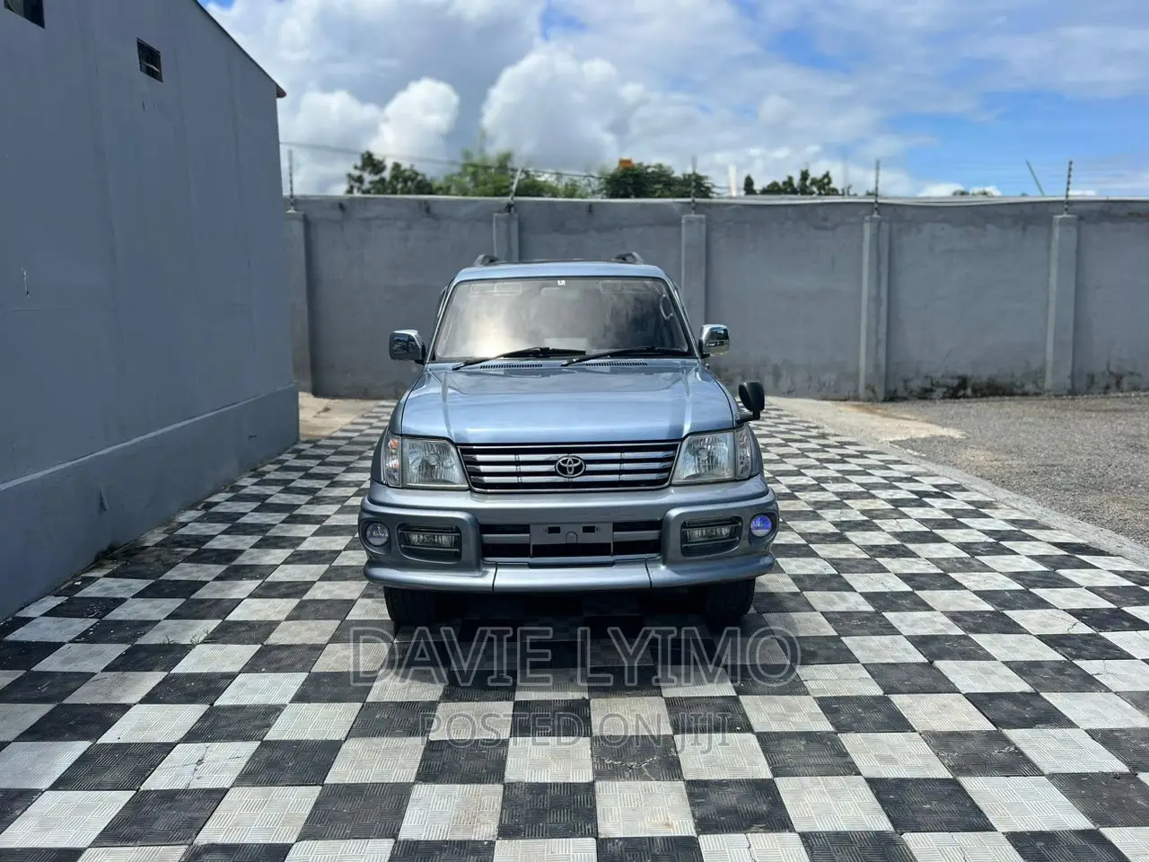 Toyota Land Cruiser Prado 3.4 V6 2000 Gray