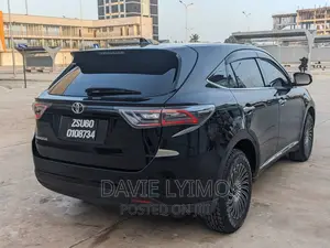 Toyota Harrier 2.0 2018 Black