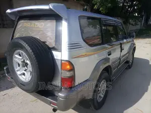 Toyota Land Cruiser Prado 2003 Silver