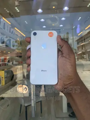 Apple iPhone XR 64 GB White