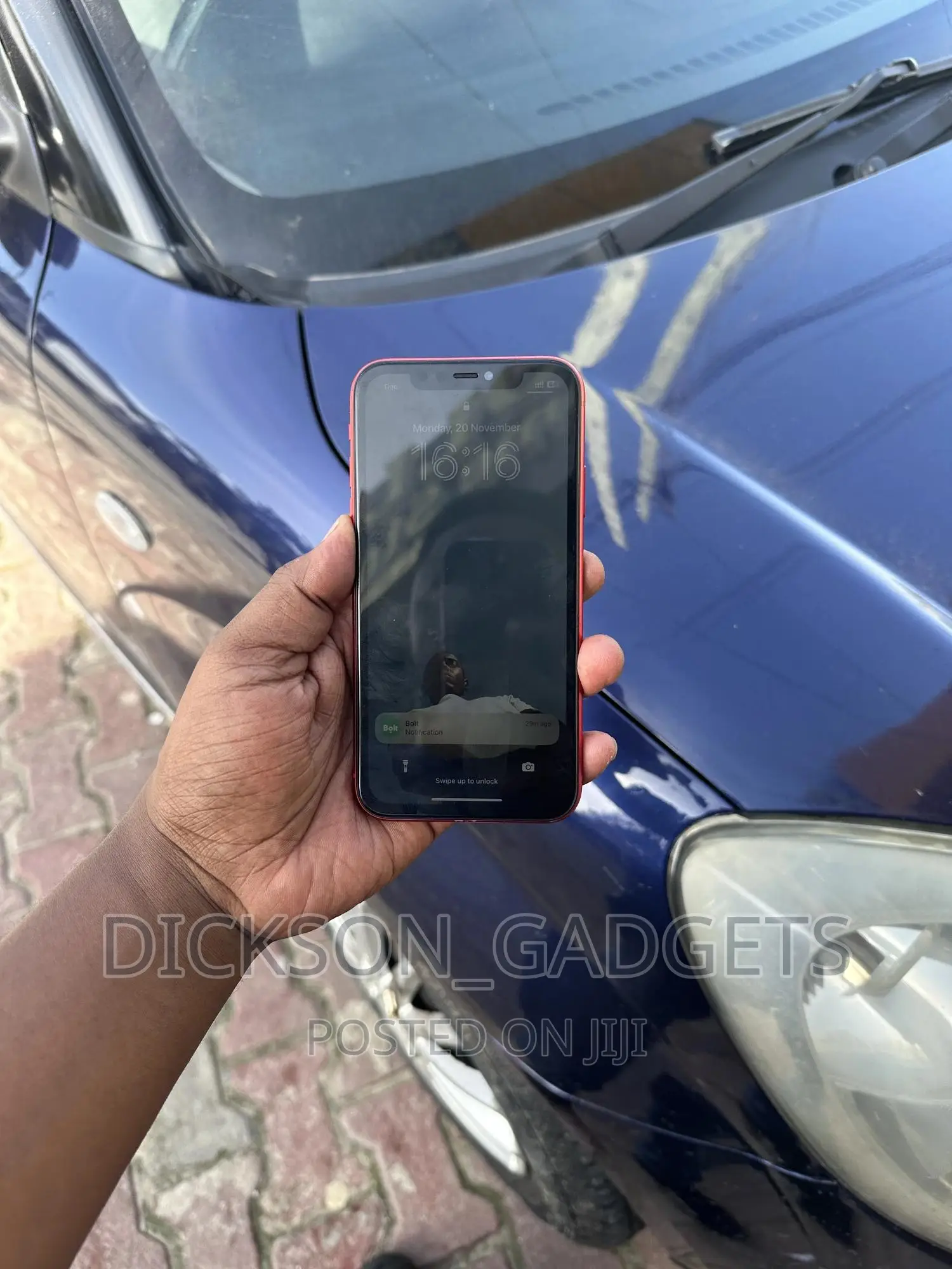 Apple iPhone 11 64 GB Red