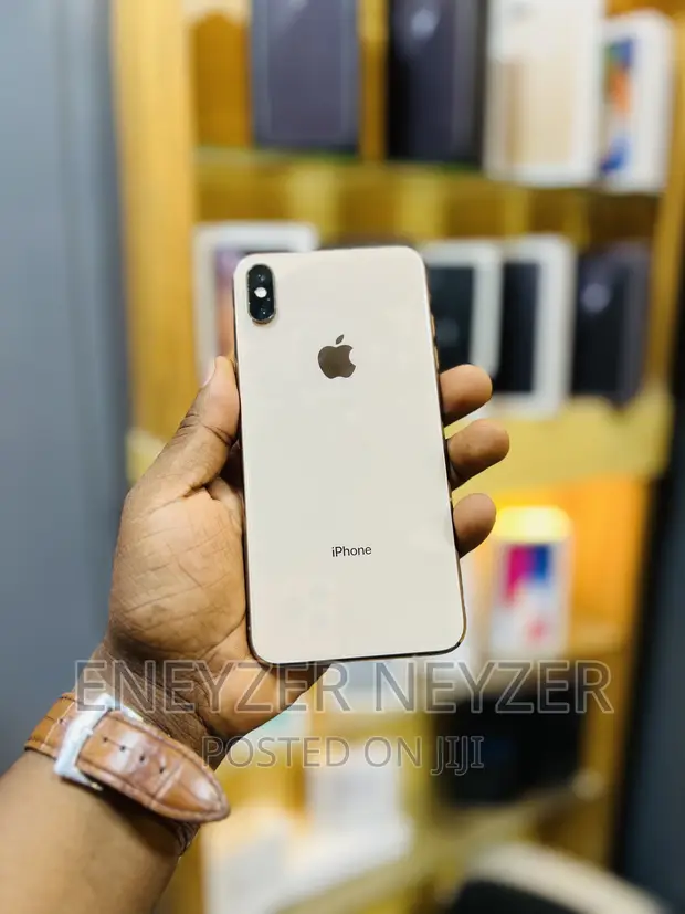 Apple iPhone XS Max 64 GB Gold in Ilala - Mobile Phones