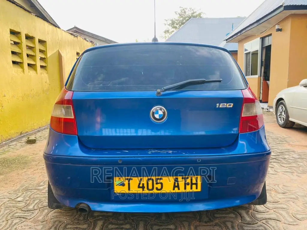 BMW 1 Series 2004 Blue