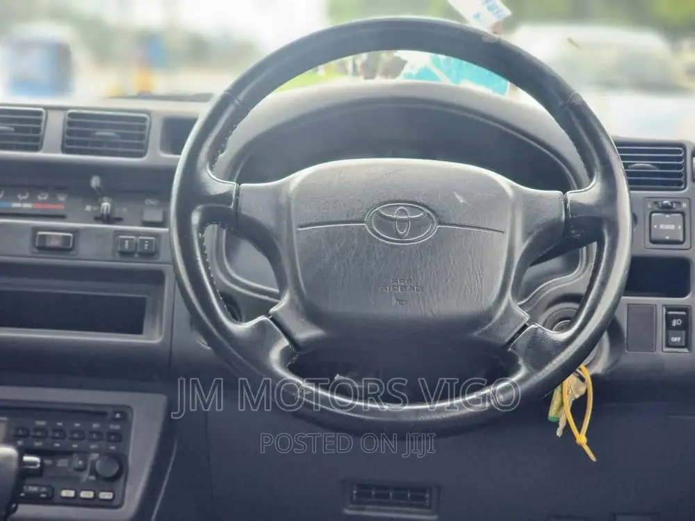 Toyota RAV4 1995 Black