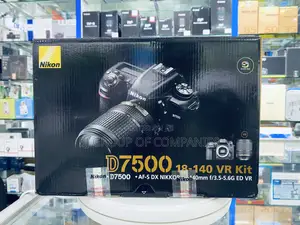 Nikon D7500 With 18-140mm Lens
