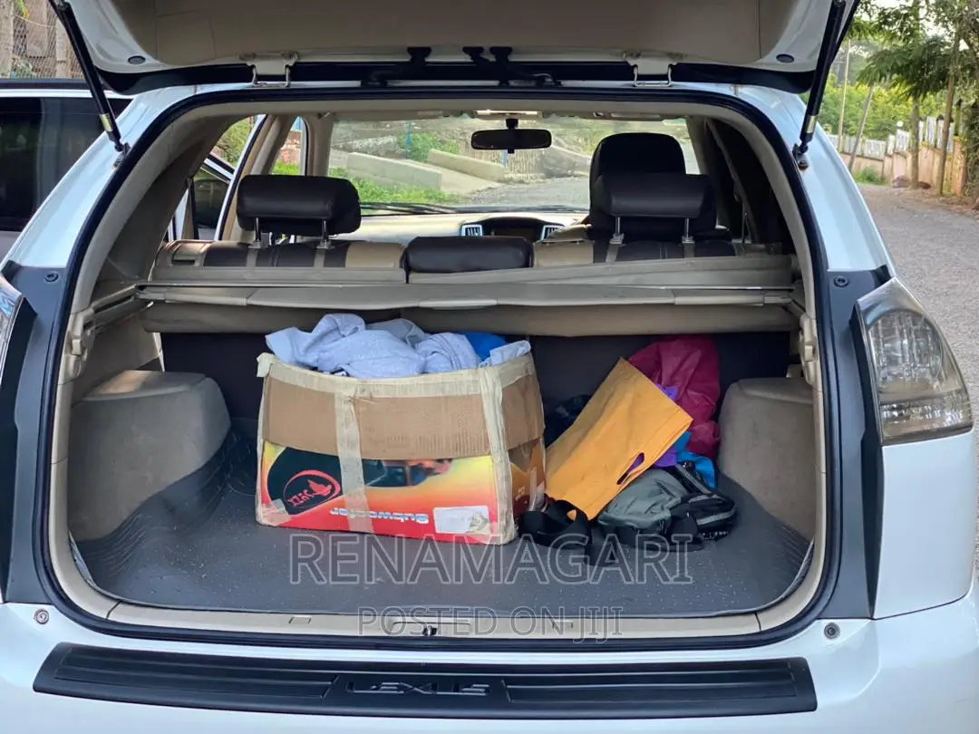 Toyota Harrier 2005 White
