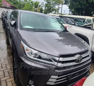 Toyota Kluger 2019 Gray