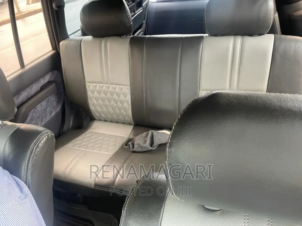 Toyota Land Cruiser Prado 1998 Silver