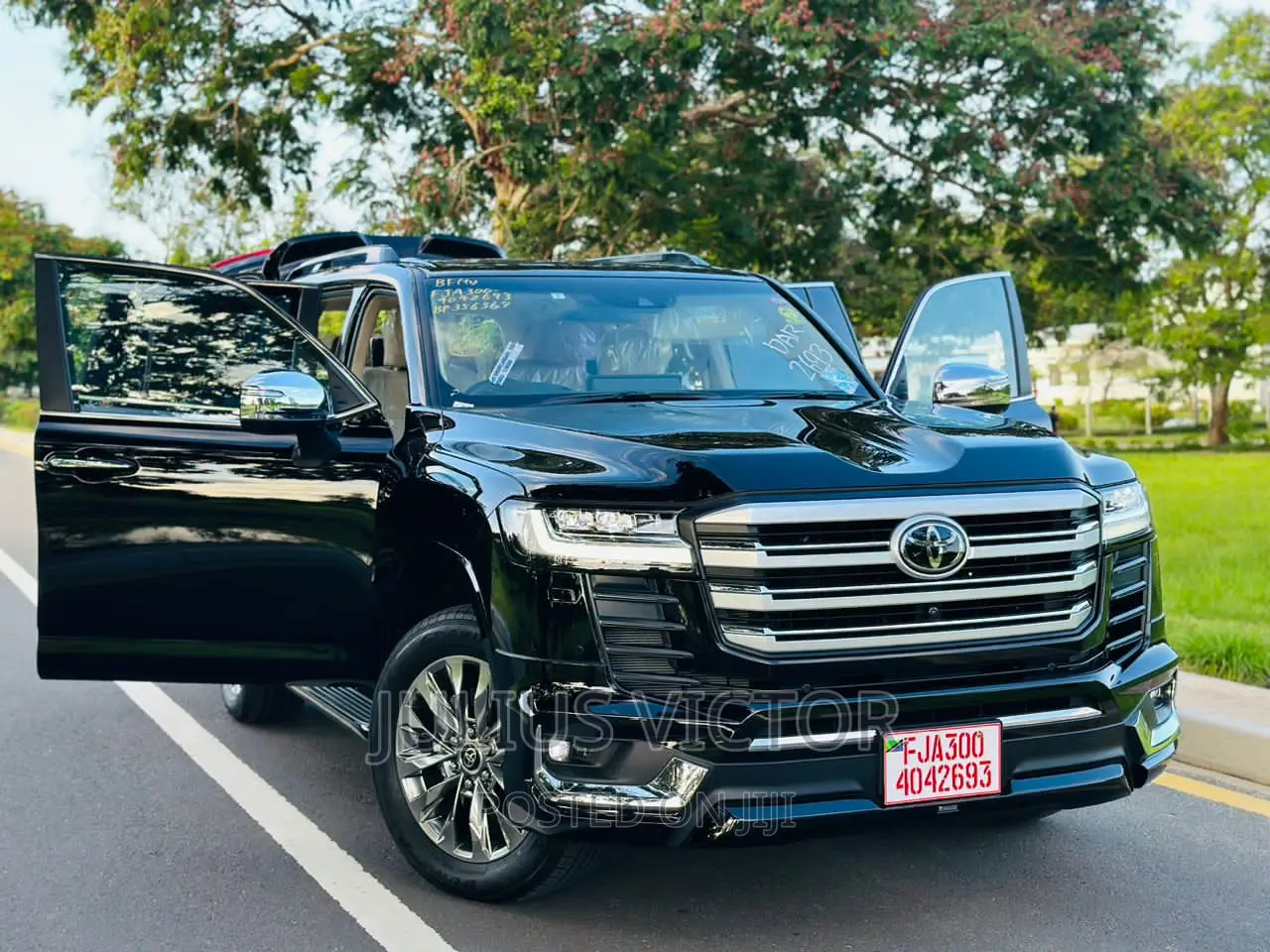 New Toyota Land Cruiser 2023 Black