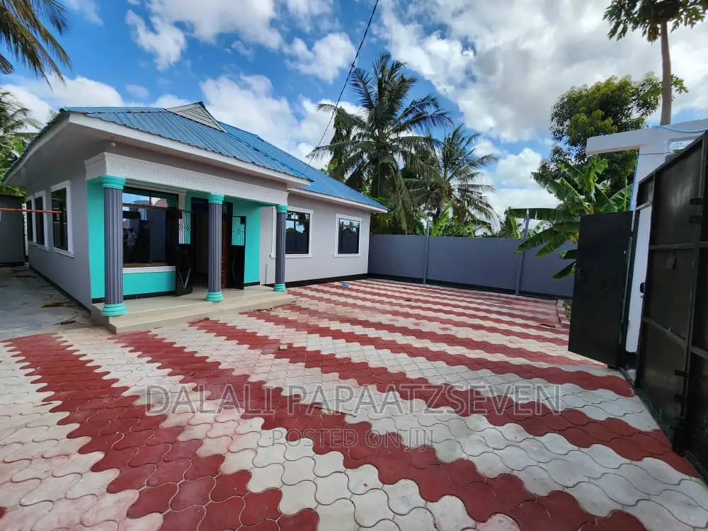 3bdrm House in Dalalipapaatzseven, Kigamboni for sale
