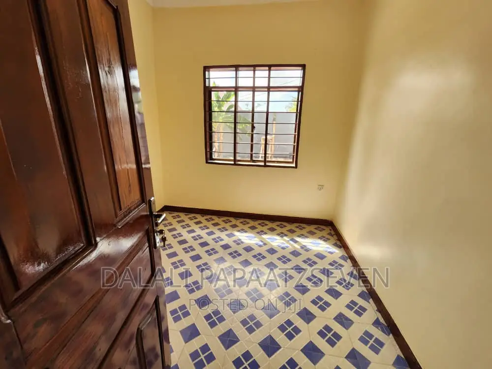 3bdrm House in Dalalipapaatzseven, Kigamboni for sale