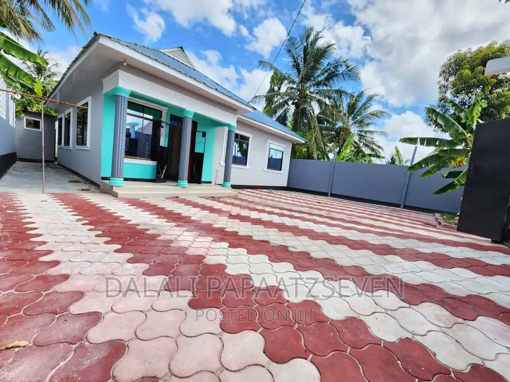 3bdrm House in Dalalipapaatzseven, Kigamboni for sale