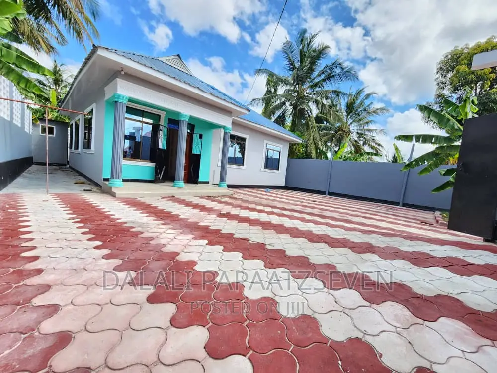 3bdrm House in Dalalipapaatzseven, Kigamboni for sale