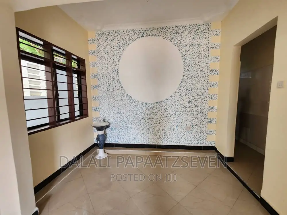 3bdrm House in Dalalipapaatzseven, Kigamboni for sale