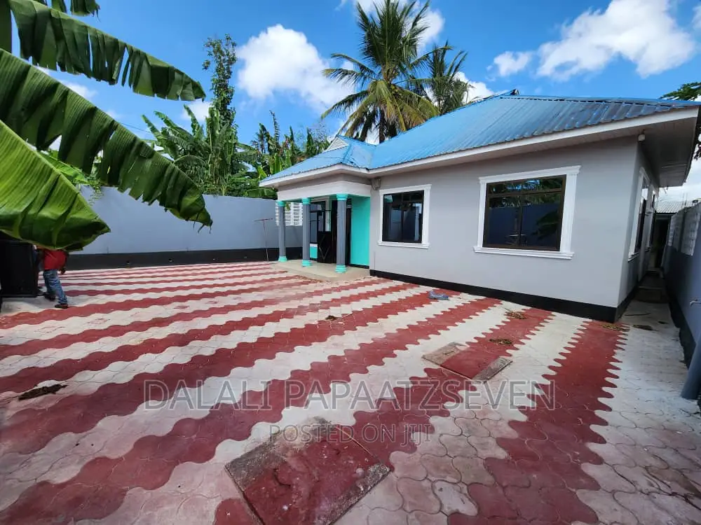 3bdrm House in Dalalipapaatzseven, Kigamboni for sale