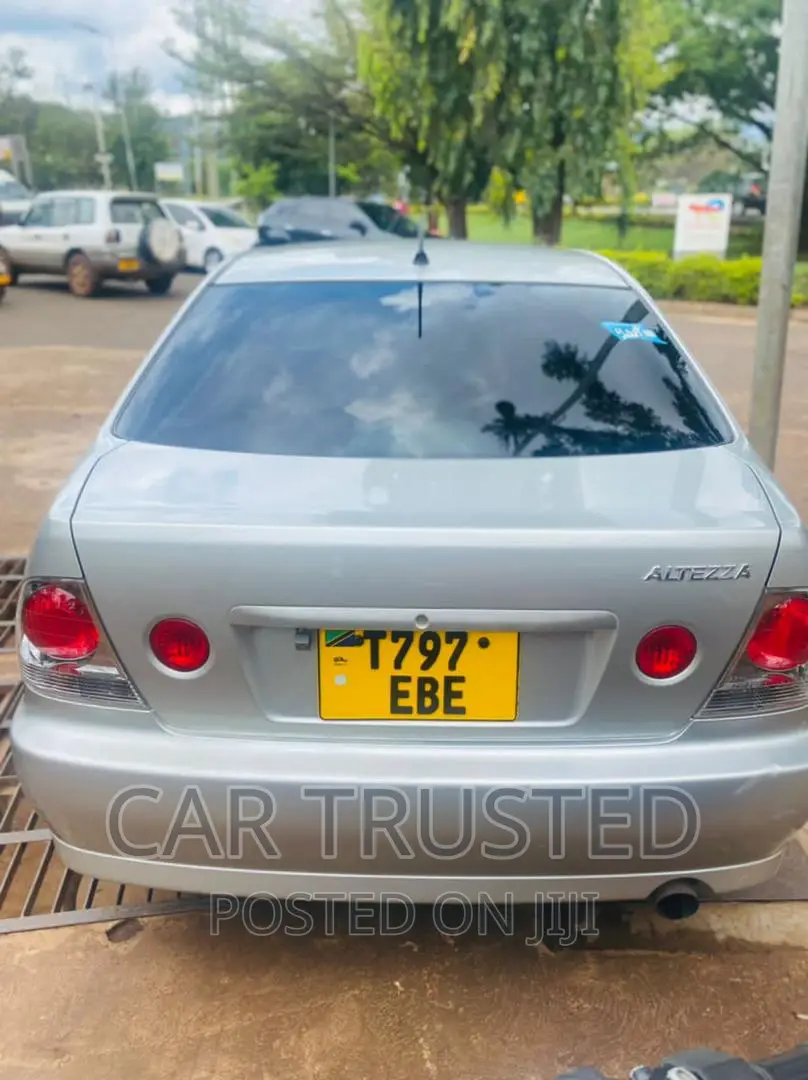 Toyota Altezza 2002 Silver