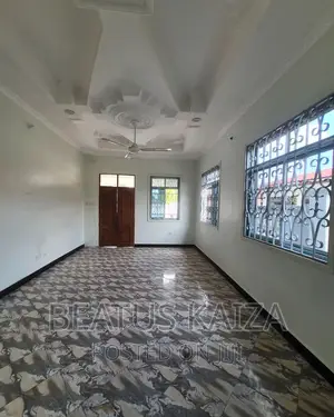 4bdrm Bungalow in Kinyerezi Shule, Tabata for rent