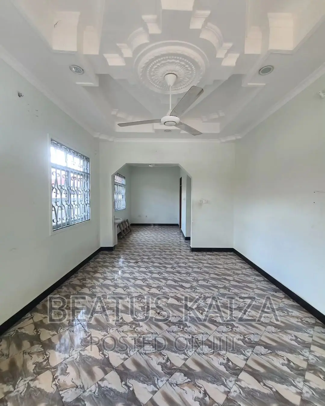 4bdrm Bungalow in Kinyerezi Shule, Tabata for rent