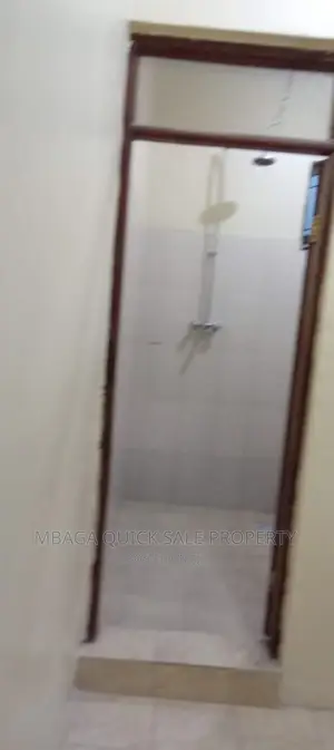 3bdrm House in Mburahati Muanzini for rent
