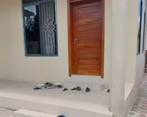 4bdrm House in Boko Basihaya, Bunju for sale