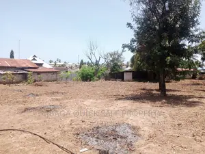 Photo - Plot Inauzwa Mbezi Africana