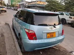 Toyota IST 2006 Blue