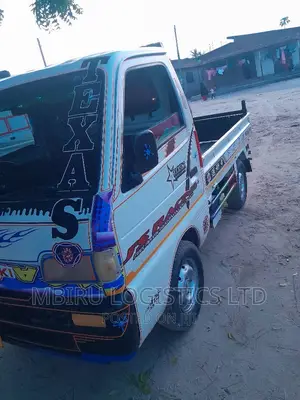 Suzuki Carry DHL Inauzwa
