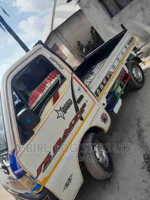 Suzuki Carry DHL Inauzwa