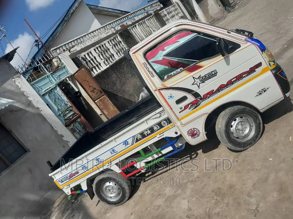 Suzuki Carry DHL Inauzwa