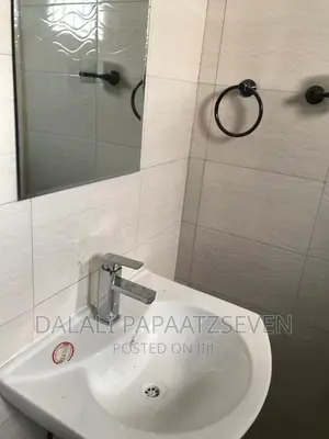 3bdrm House in Dalalipapaatzseven, Bunju for rent