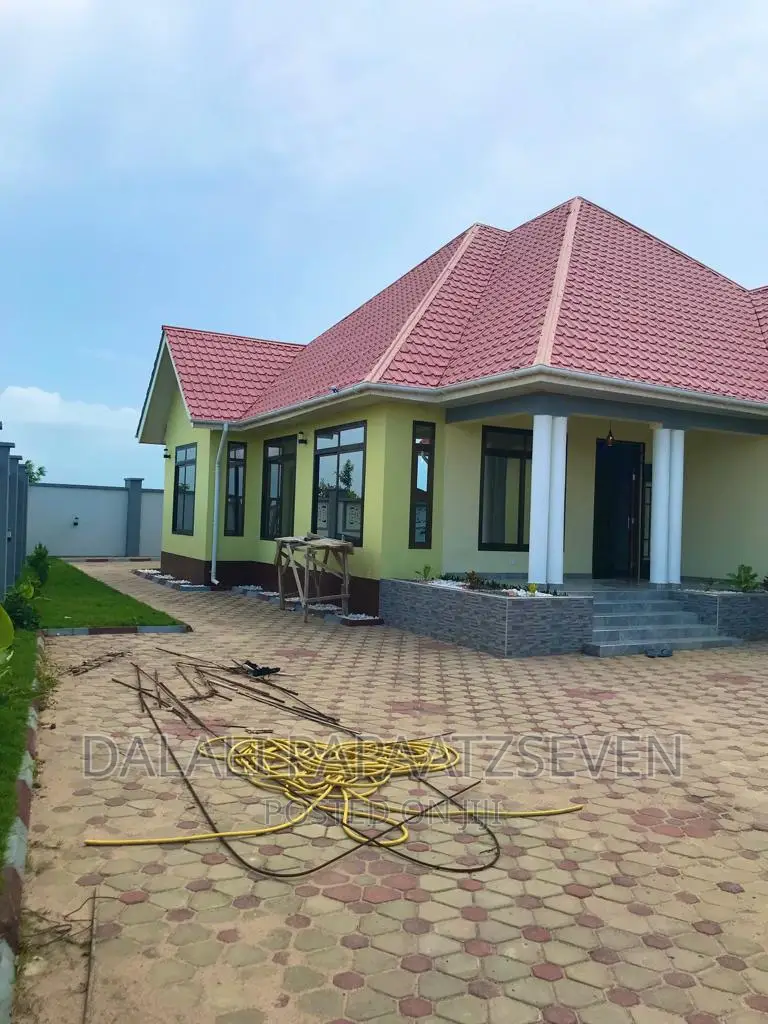 3bdrm House in Dalalipapaatzseven, Bunju for rent