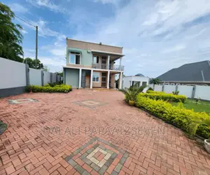3bdrm House in Dalalipapaatzseven, Kinondoni for rent