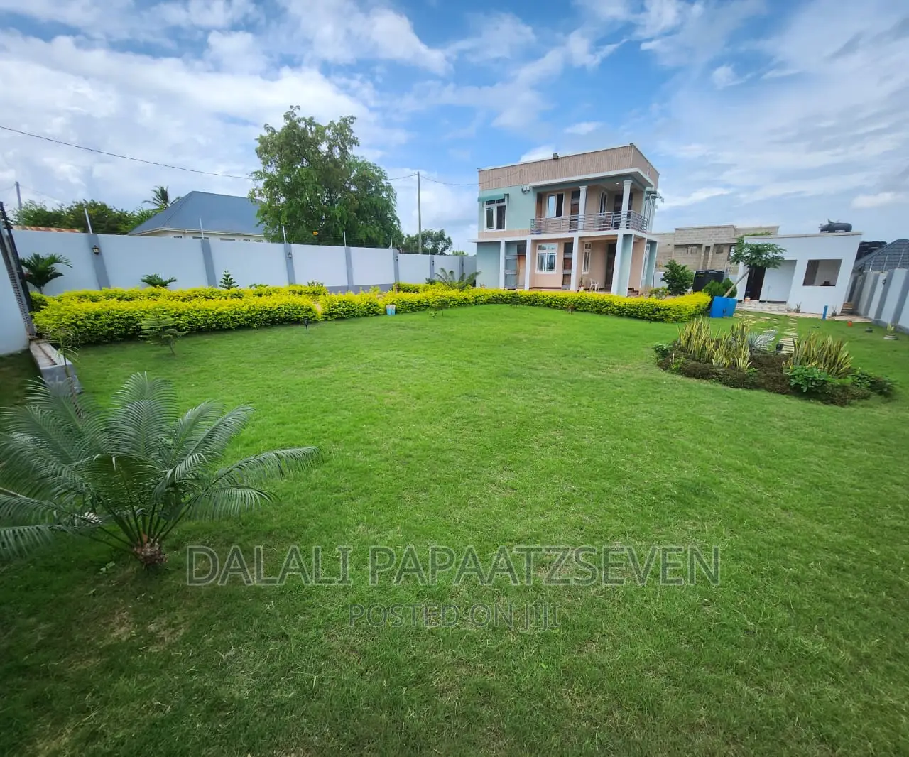3bdrm House in Dalalipapaatzseven, Kinondoni for rent