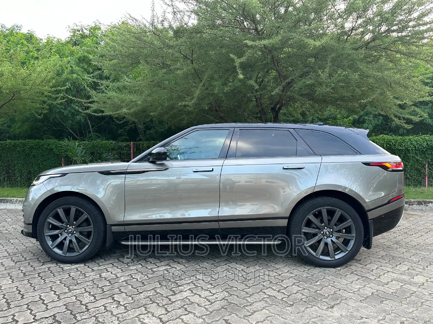 Land Rover Range Rover Velar 2018 Gray