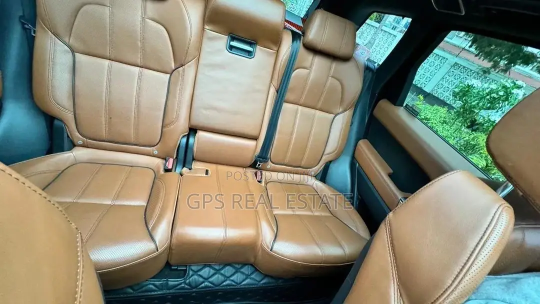 Land Rover Range Rover 5.0L Supercharged 2014 Red