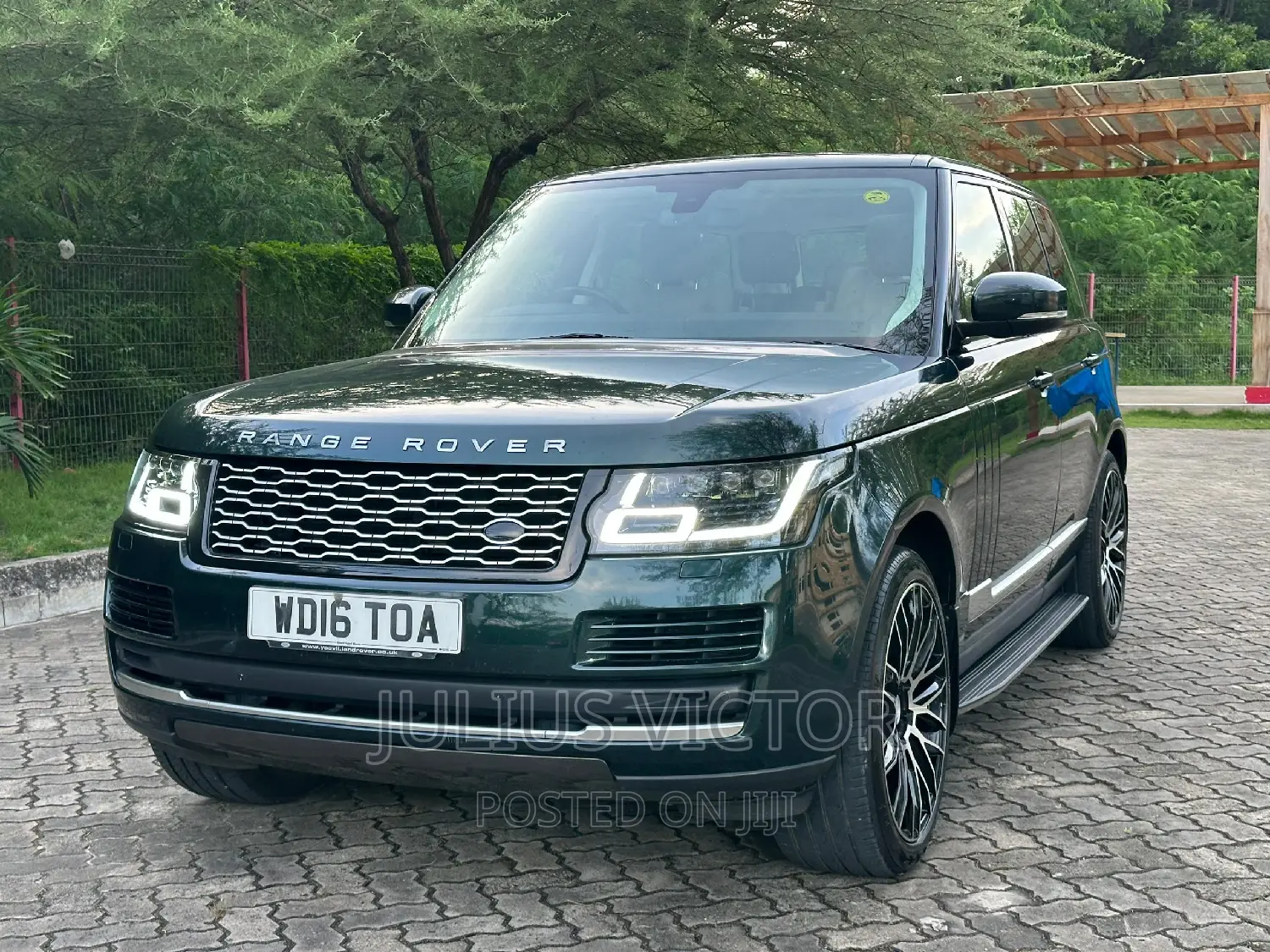 Land Rover Range Rover Vogue 2016 Green