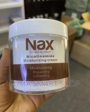 NAX Nicotinamide Moisturizing Cream .