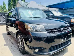 Toyota Corolla Rumion Hatchback 1.5 FWD 2010 Black