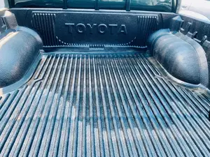 Toyota Hilux 2800 Raider D-Cab 2004 Green