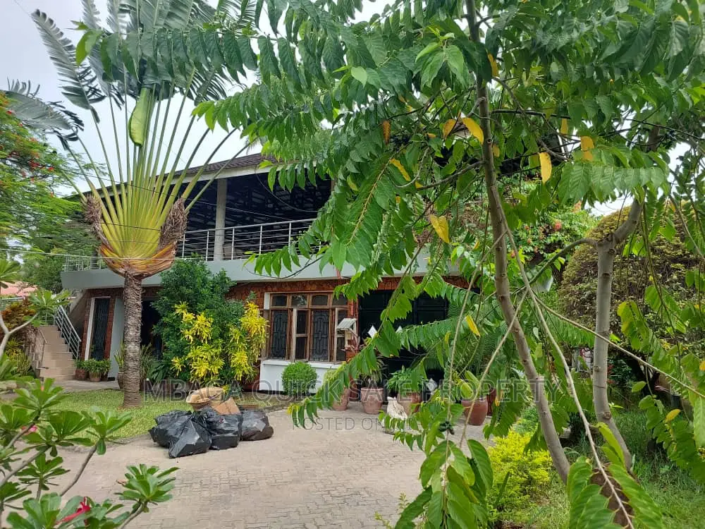 4bdrm House in Mikocheni B for sale