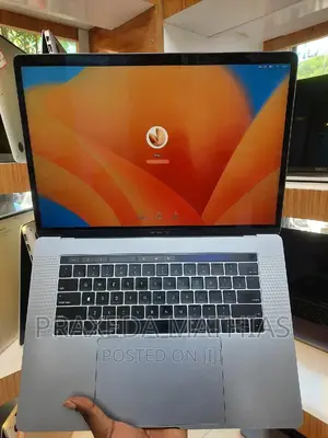 Laptop Apple MacBook Pro 2019 16GB Intel Core I9 SSD 512GB