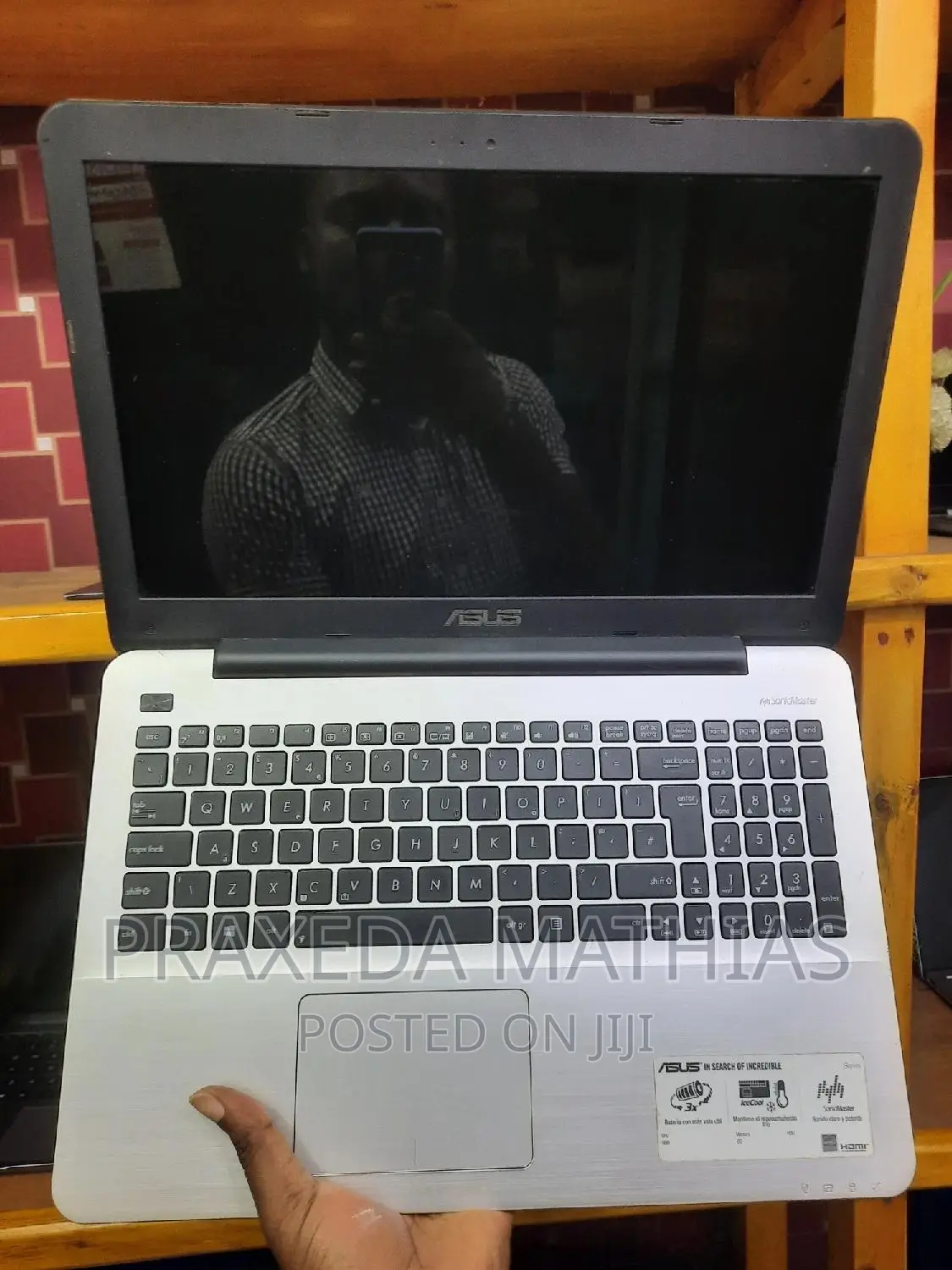 Laptop Asus A42JY 8GB Intel Core I5 HDD 320GB