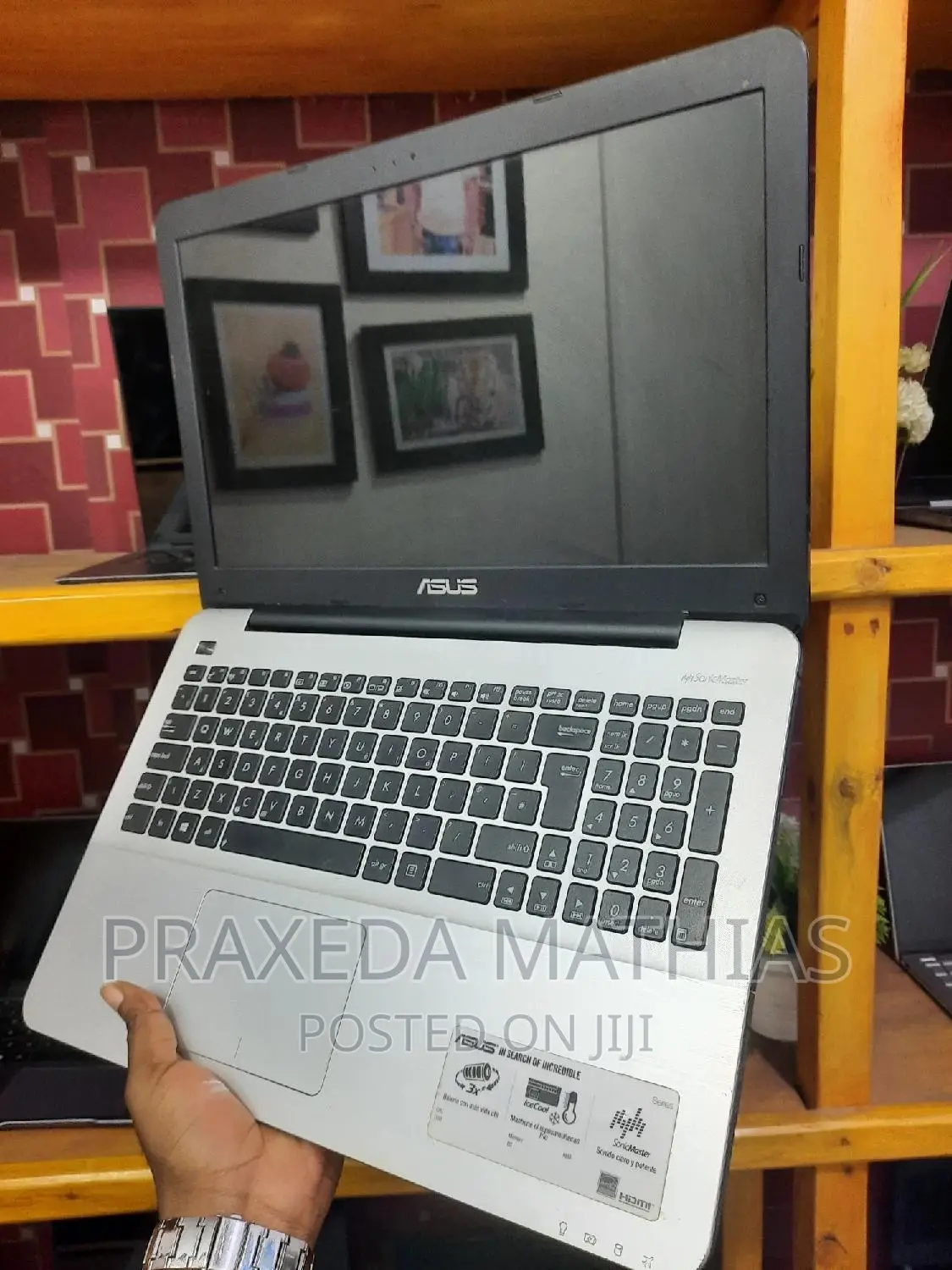 Laptop Asus A42JY 8GB Intel Core I5 HDD 320GB