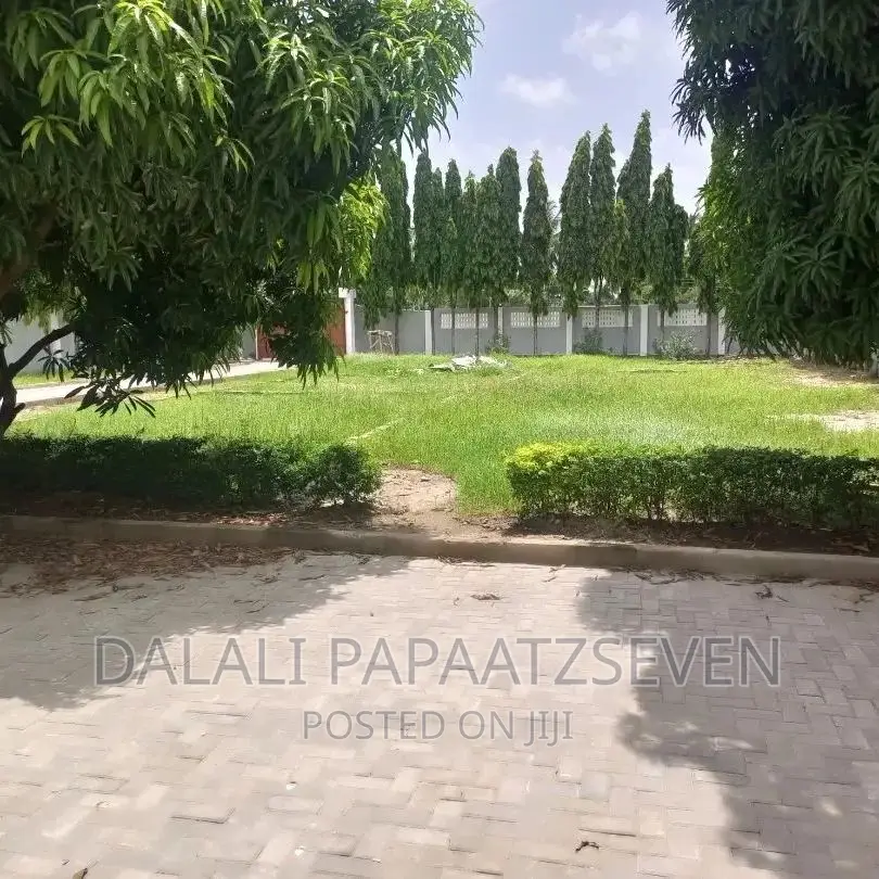 Furnished 2bdrm Apartment in Dalalipapaatzseven, Kinondoni for rent