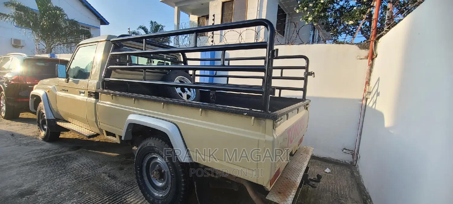 Toyota Land Cruiser 5.7 V8 2015