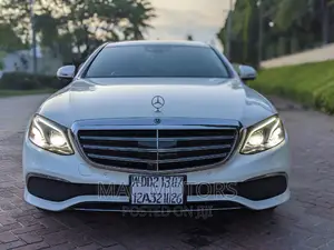 Mercedes-Benz E400 2017 White
