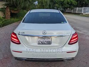 Mercedes-Benz E400 2017 White