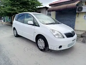 Toyota Corolla Spacio 2004 White