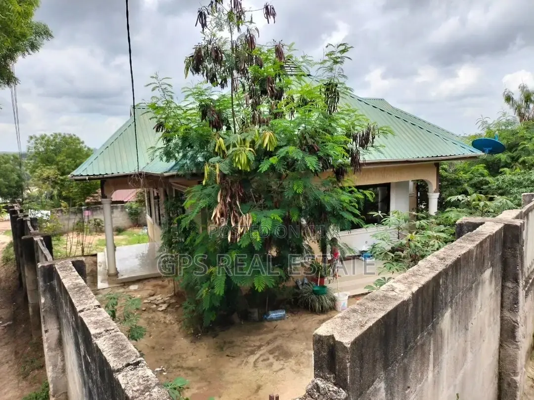 3bdrm House in Mbezi Salasala, Kinondoni for sale