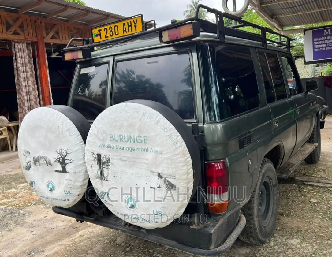 Toyota Land Cruiser Prado 2000 Gray